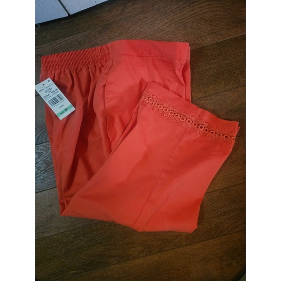 New Womens Alfred Dunner Capri Pants 8P Tangerine Comfort Waist Classic Fit - Picture 1 of 2